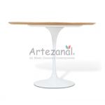 Mesa de jantar Tulipa Saarinen Redonda 107cm 4 lugares Madeira Freijo base Branca