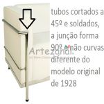 Puff / Banqueta Le Corbusier LC2 (Ao Cromado)